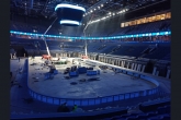 Четырехгранный медиа-куб в новой Ледовой арене поднят на высоту