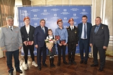 В Правительстве региона наградили детей, совершивших героические поступки