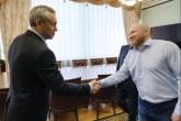 Губернатор Андрей Травников поставил задачу на сезон новому главному тренеру хоккейной «Сибири»