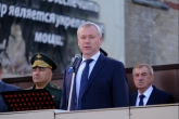 Губернатор Андрей Травников поздравил коллектив НВВКУ с началом нового учебного года