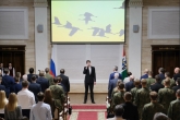 Губернатор Андрей Травников поблагодарил новосибирских поисковиков за их благородный труд