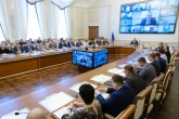Андрей Травников поручил продолжить реализацию малозатратных мероприятий по оптимизации работы в ЖКХ