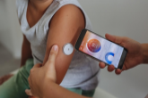 Более тысячи детей с диабетом получили в Новосибирской области системы непрерывного мониторинга глюкозы