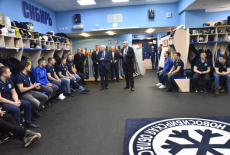 Губернатор Андрей Травников: Болельщики «Сибири» заслуживают этого хоккейного праздника – игр плей-офф