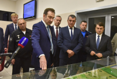 Губернатор Андрей Травников обозначил приоритетные направления модернизации аэропорта «Толмачёво»