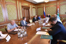 Меры по пресечению нелегального вывоза зерна в Казахстан обсудили в Правительстве региона
