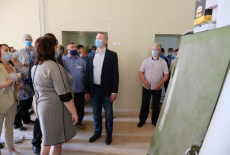Губернатор проконтролировал ход капитального ремонта в школе села Новотырышкино