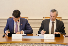 Губернатор Андрей Травников подписал соглашение о сотрудничестве региона с физкультурно-спортивным обществом «Трудовые резервы»