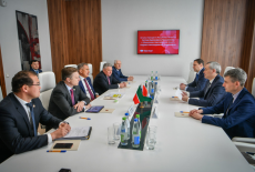 Андрей Травников и Рустам Минниханов обсудили перспективы сотрудничества Новосибирской области и Республики Татарстан