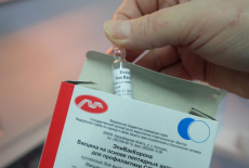 Вакцинация вакциной «ЭпиВакКорона» от центра «Вектор» началась в Новосибирской области