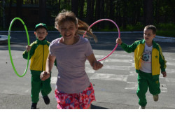 Около 18 тысяч новосибирских детей отдохнули в летних лагерях в июне 2019 года