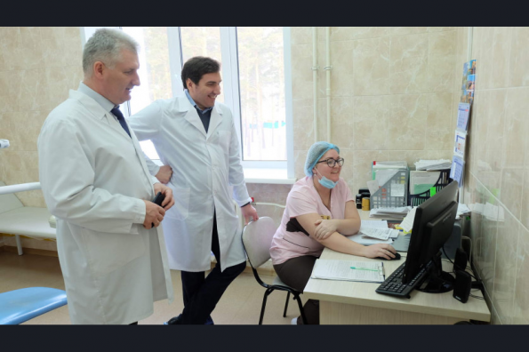 Глава областного минздрава проинспектировал работу медицинских организаций Ордынского района