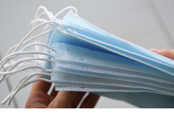 Минтранс региона рекомендовал перевозчикам иметь запас масок для предотвращения конфликтов с пассажирами