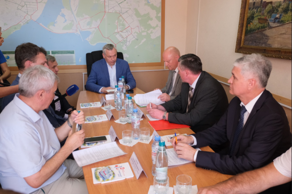 Андрей Травников: В течение трёх лет в Советском районе будут заменены все старые опоры уличного освещения