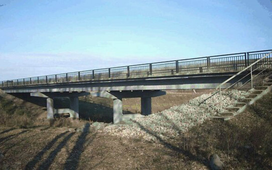 Мост через реку Вьюна на важнейшей региональной трассе отремонтируют в Новосибирской области