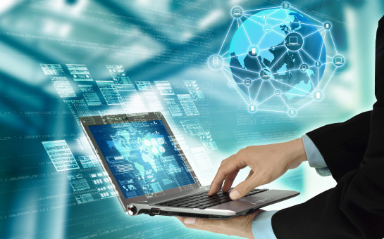 На 15 тысяч рублей больше ежемесячно будут получать преподаватели IT-дисциплин колледжей региона