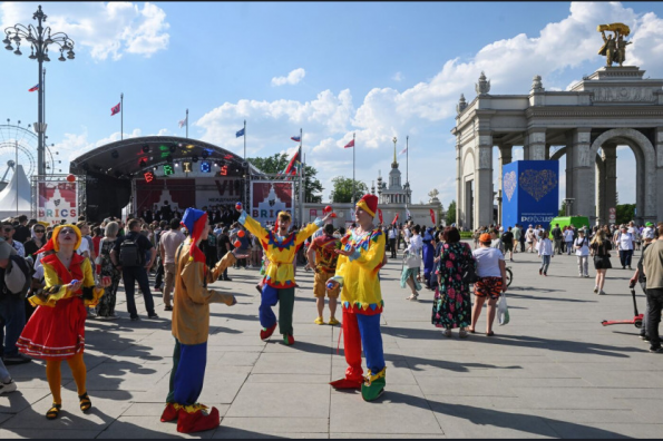 На Выставке "Россия" продолжается Международный фестиваль театральных школ стран БРИКС+