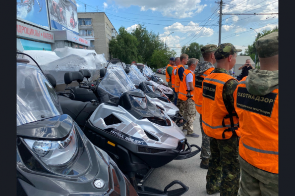 Охотоведы региона получили новую зимнюю технику
