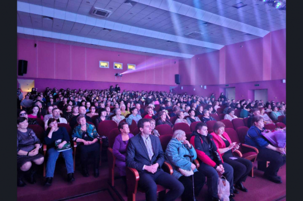 80 лет готовят востребованных педагогов: Болотнинский педагогический колледж отметил юбилей