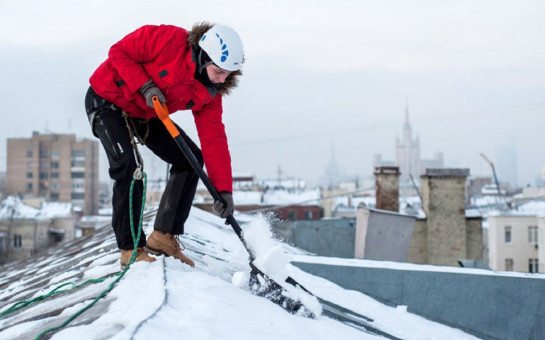 В образовательных организациях региона усилят уборку крыш и территорий от снега и наледи