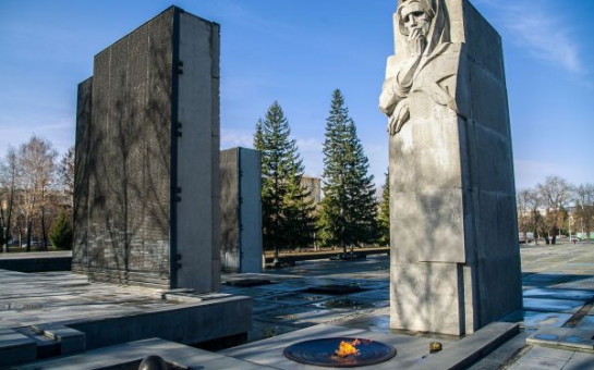 Новосибирцы стали участниками мероприятий по увековечению памяти защитников Отечества