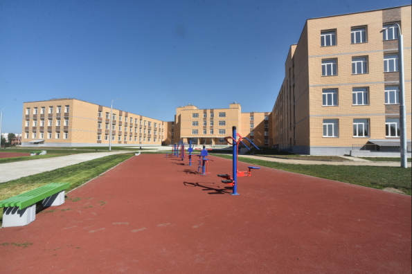 Школа в Южном микрорайоне Бердска на 1100 мест готова к началу учебного года