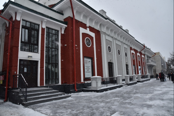 Театр Афанасьева торжественно открыл свои двери для зрителей