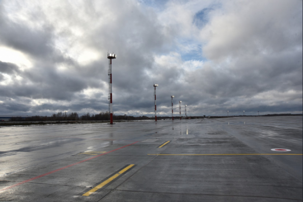 Новый комплекс взлётно-посадочной полосы аэропорта Толмачёво сдан на месяц раньше срока