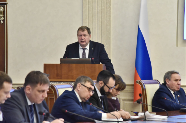 Губернатор Андрей Травников поставил задачу обеспечить бесперебойную работу коммунального комплекса региона в новогодний период