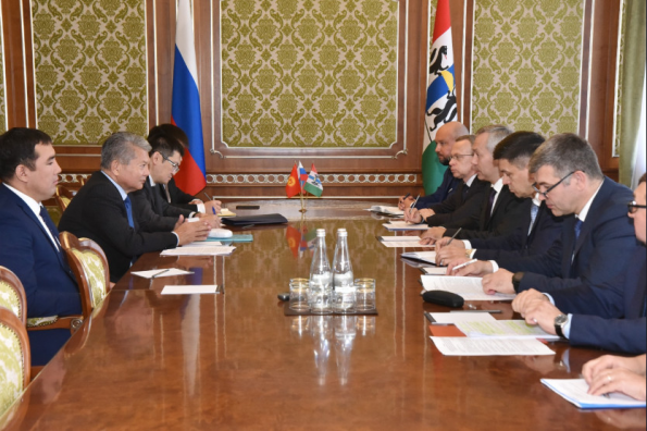 Губернатор провёл рабочую встречу с Послом Киргизии в России