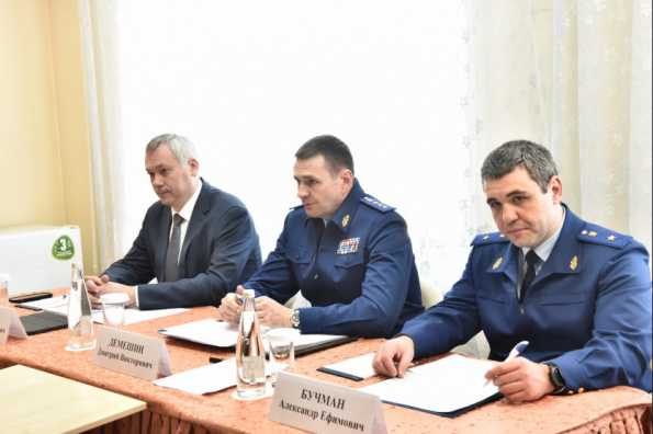 Губернатор Андрей Травников: Вопросы реабилитации участников СВО – на первом месте