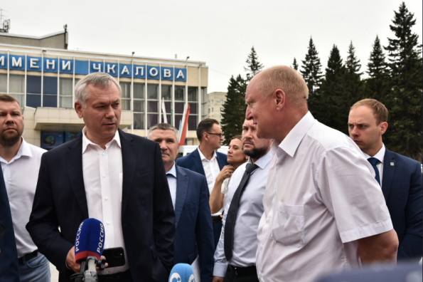 Глава региона проконтролировал ремонт дорог в Дзержинском районе