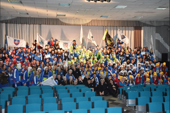 300 студентов отправились в районы Новосибирской области на акцию «Снежный десант»
