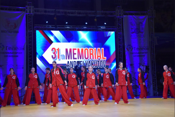 900 спортсменов из 16 стран выступили на Международном турнире по киокусинкай в Новосибирской област