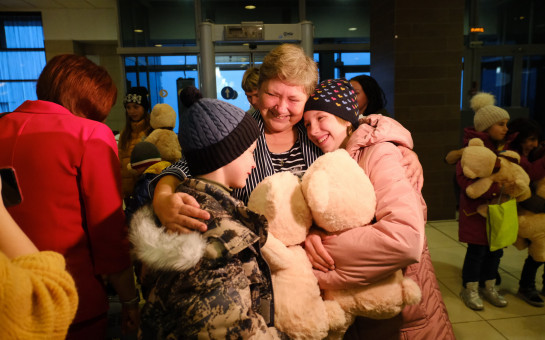 24 ребёнка из ЛНР устроят в образовательные учреждения Новосибирской области