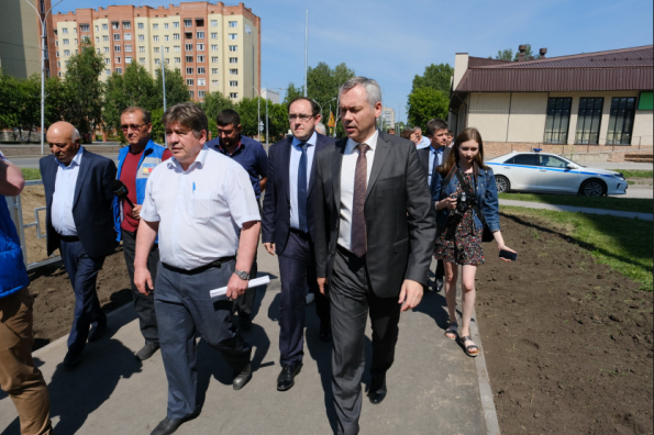 Андрей Травников: Мы будем жёстко реагировать на малейшие нарушения при реализации нацпроекта «Безопасные и качественные автомобильные дороги»