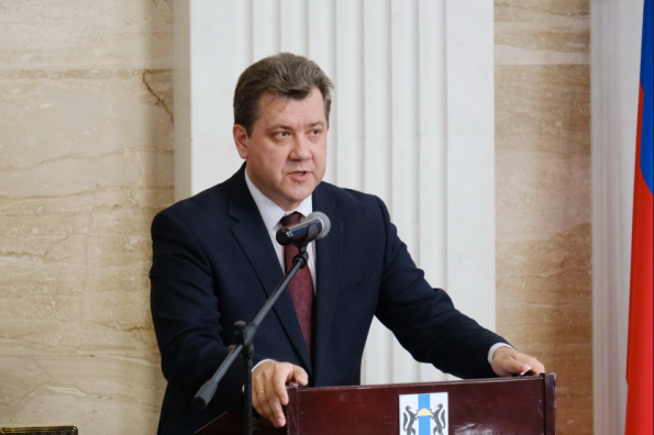 Губернатор Андрей Травников поставил задачи по увеличению бюджета региона