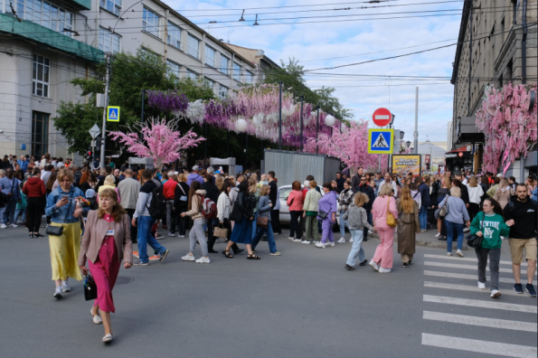 Сила Новосибирска – в единстве его жителей: тысячи жителей и гостей города принимают участие в юбилейных мероприятиях
