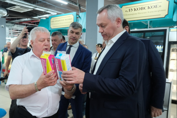 Продукция новосибирских производителей на любой вкус: Губернатор оценил условия, созданные на новой областной социальной ярмарке