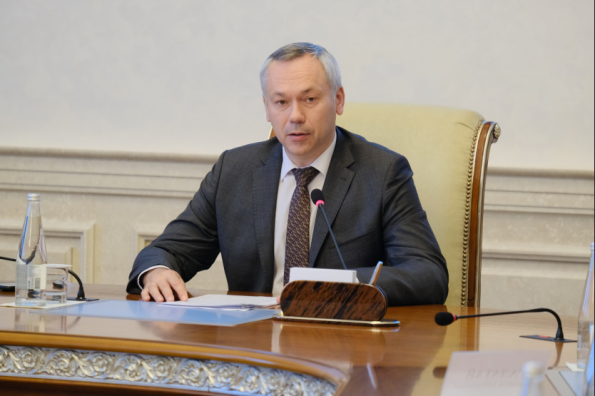 Губернатор Андрей Травников поручил разработать дополнительные меры по противодействию нелегальной реализации ГСМ в Новосибирской области