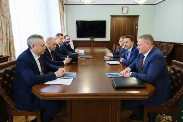 Губернатор Андрей Травников провёл рабочую встречу с руководством банка «Санкт-Петербург»  