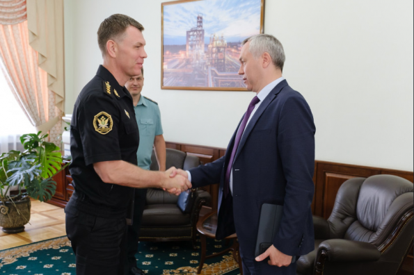 Андрей Травников провел рабочую встречу с главным судебным приставом РФ Дмитрием Аристовым