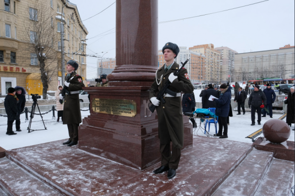 Андрей Травников поздравил новосибирцев и ленинградцев с 76-й годовщиной снятия блокады Ленинграда