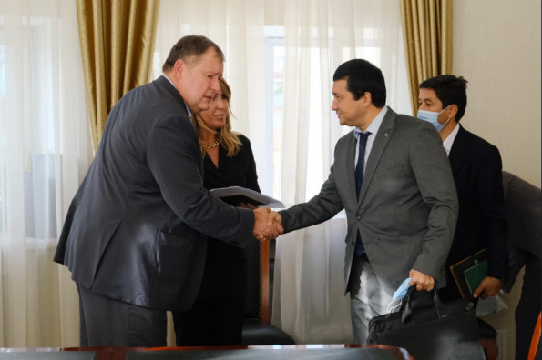 Заместитель Губернатора Сергей Сёмка встретился с делегацией Республики Узбекистан
