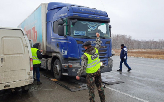 Сохранение автодорог в регионе: названы сроки режима ограничений на проезд большегрузов