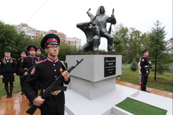 В Новосибирске открыли памятник бойцам 29-ой отдельной Новосибирской лыжной бригады