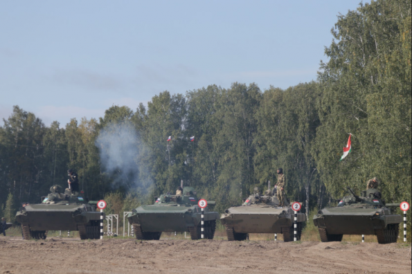 Российская команда лидирует по итогам двух этапов международного конкурса «Отличники войсковой разведки» в Новосибирской области 