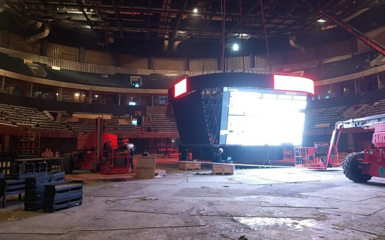 На новой ледовой арене готовятся к подаче отопления