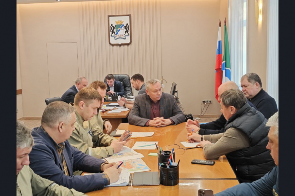 Губернатор Андрей Травников поручил ремонтникам дойти до каждой квартиры в Ленинском районе, где возвращается тепло в дома