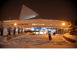 Реконструкцию крыши новосибирского театра «Глобус» планируют завершить до конца года